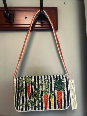 Handcrafted in India. Beaded Carrot/Carrot Cake Bag. TikTok Viral. NWT.